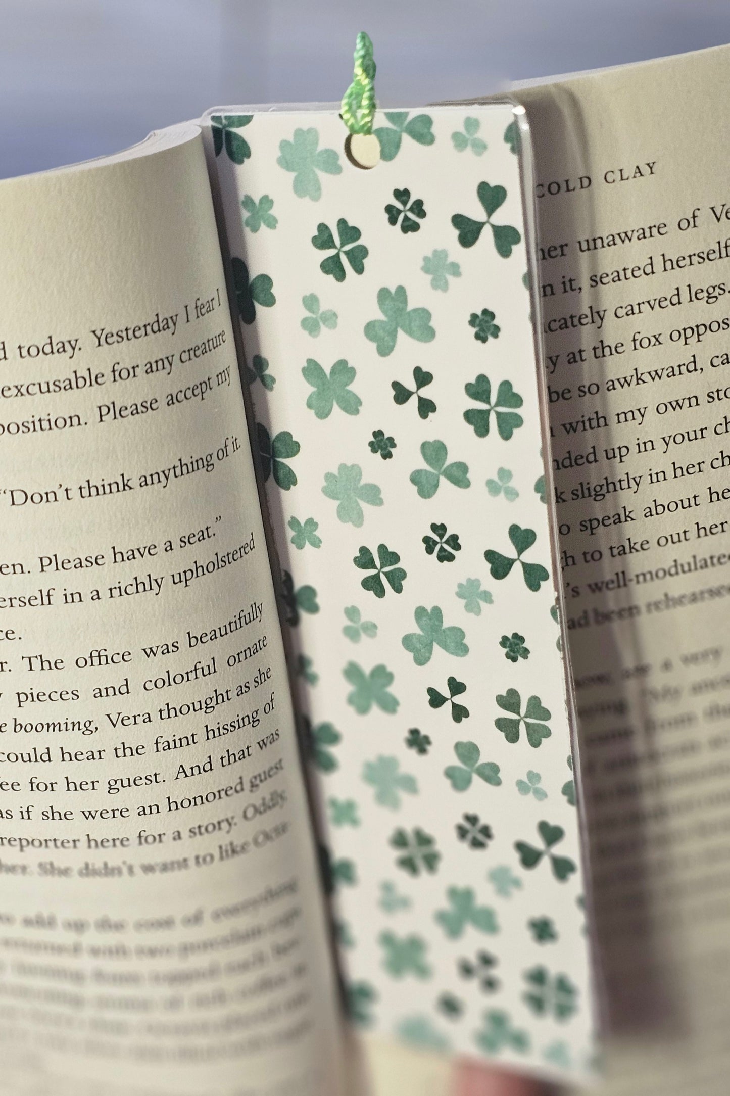 Laminated bookmark - shamrock