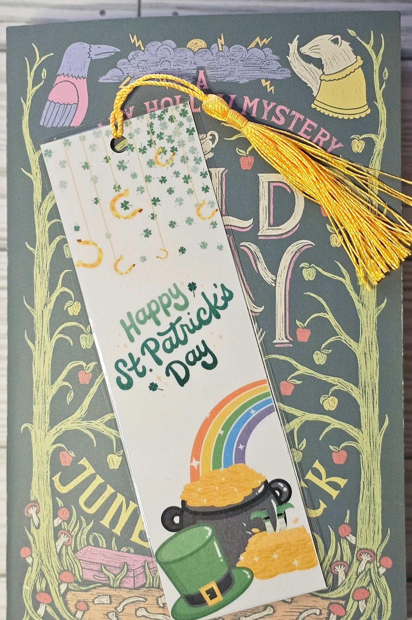 Laminated bookmark - pot of gold